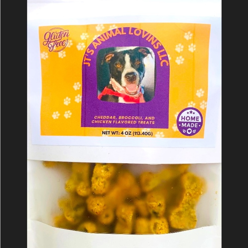 Cheddar, Broccoli, and Chicken Flavor Dog Treats